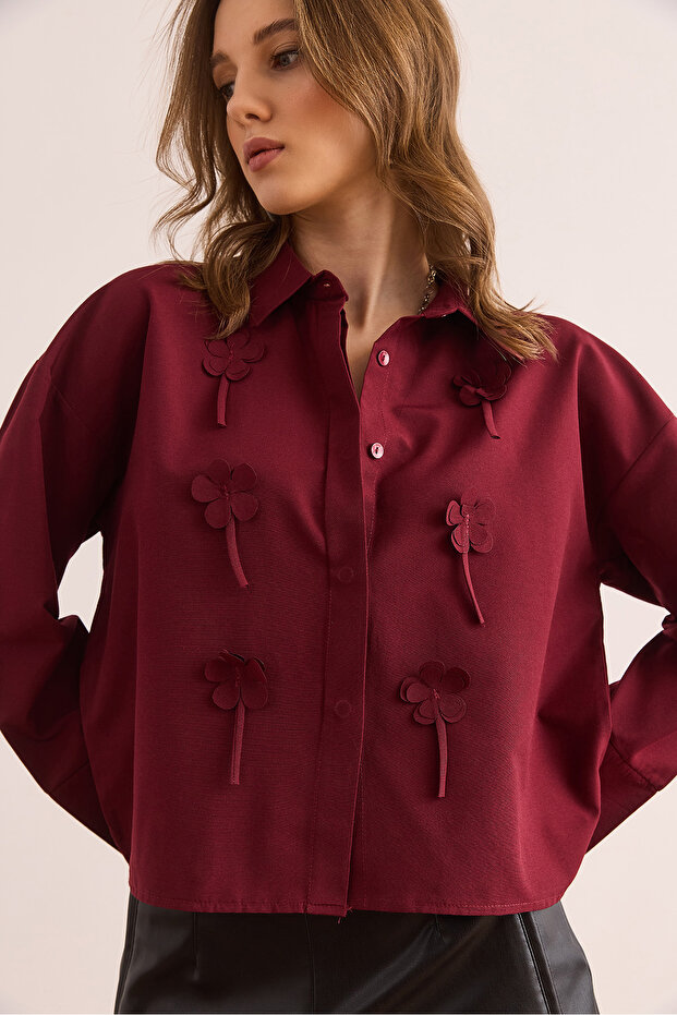Women's Burgundy Front Accessory Hidden Placket Crop Shirt Gml- 19001314