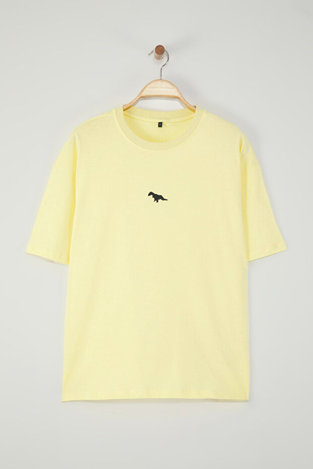 Unisex Sarı Oversize/Geniş Kesim Kısa Kol Dinozor Nakışlı %100 Tok Kumaş T-shirt TMNSS23TS00243 - 4
