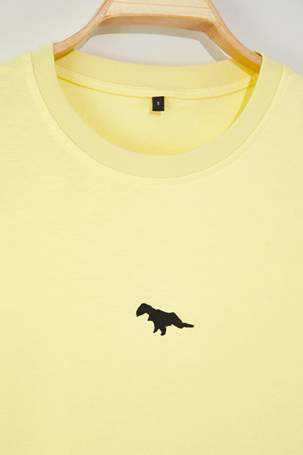 Unisex Sarı Oversize/Geniş Kesim Kısa Kol Dinozor Nakışlı %100 Tok Kumaş T-shirt TMNSS23TS00243 - 6