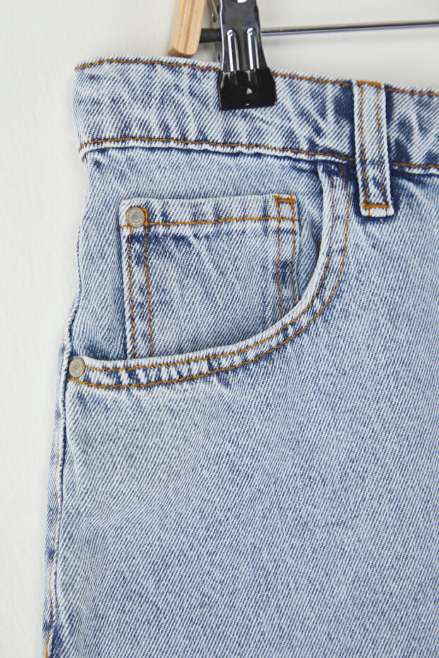 Mavi Yüksek Bel Destroy Detaylı Büyük Beden Denim Şort TBBSS25AP00034 - 7