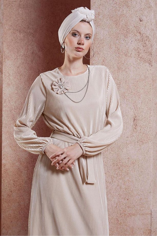 KUŞAKLI PİLİSELİ ELBİSE 44697 - 1