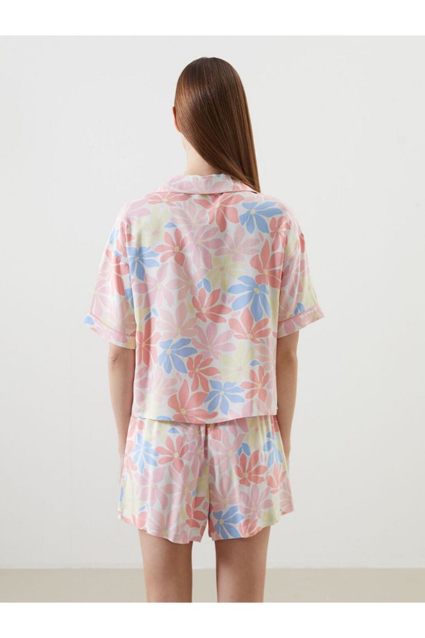 LCW DREAM Mercan Gömlek Yaka Çiçekli Kadın Şortlu Pijama Takımı - 4