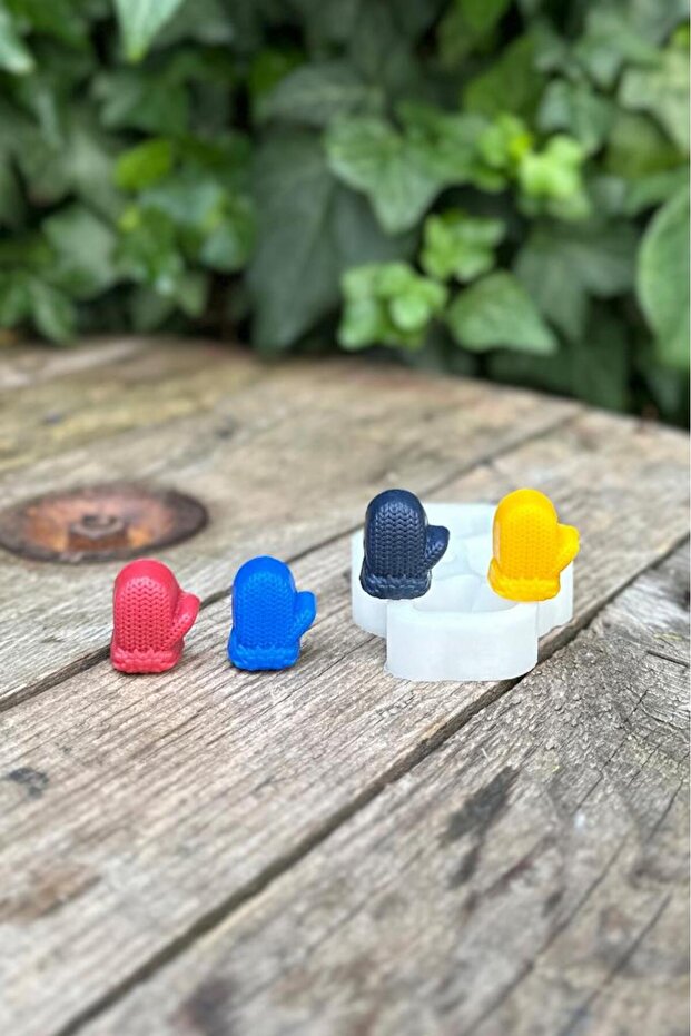 3D Eldiven Mini 4'lü Silikon Mum Kalıbı - 6