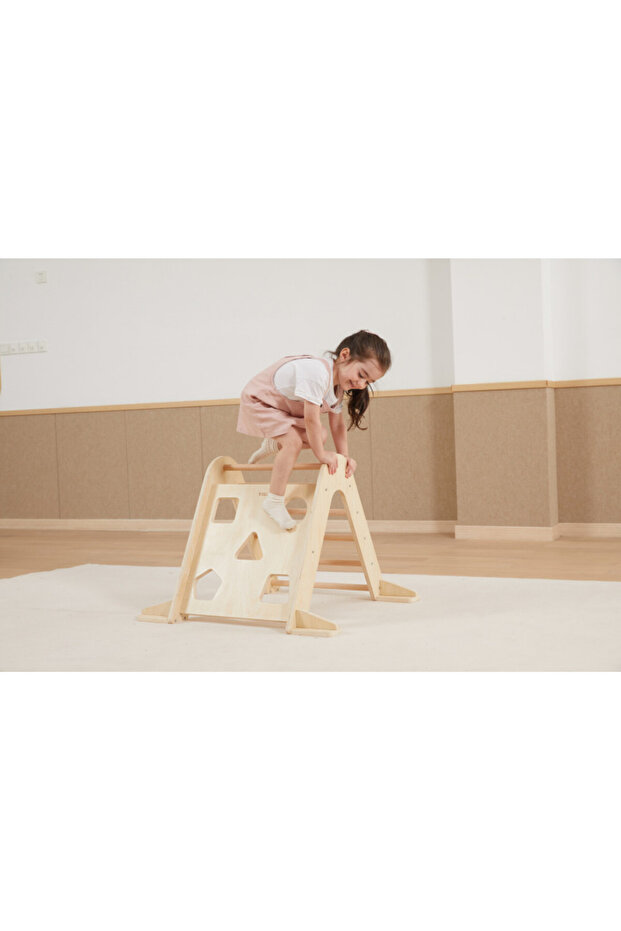 Climbing triangle, Viga - 6