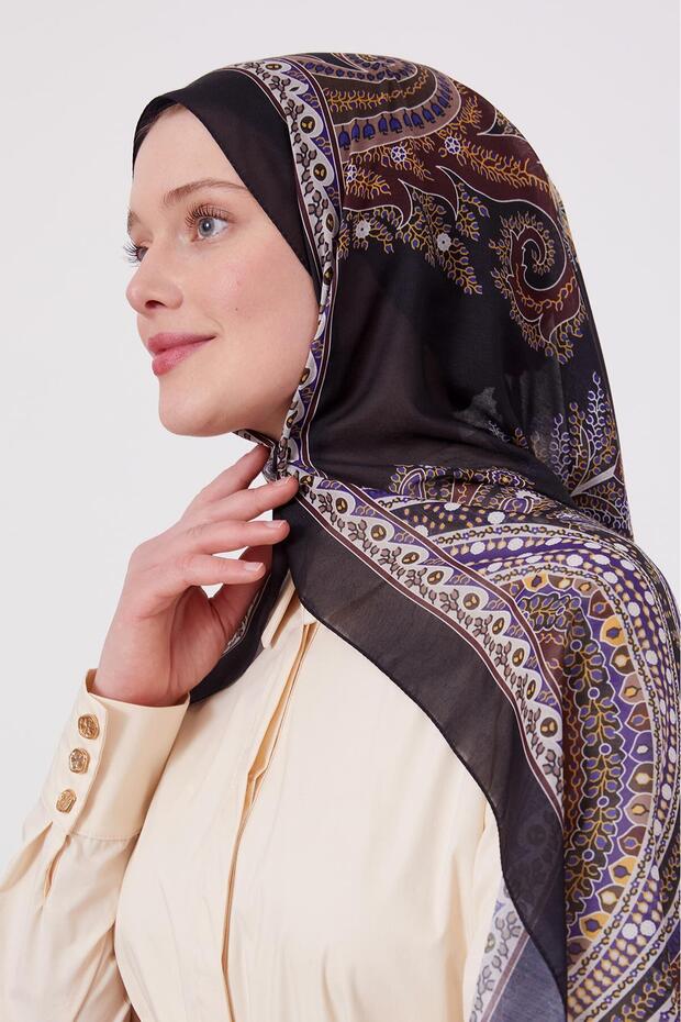 Black-Purple Ethnic Pattern Sport Shawl