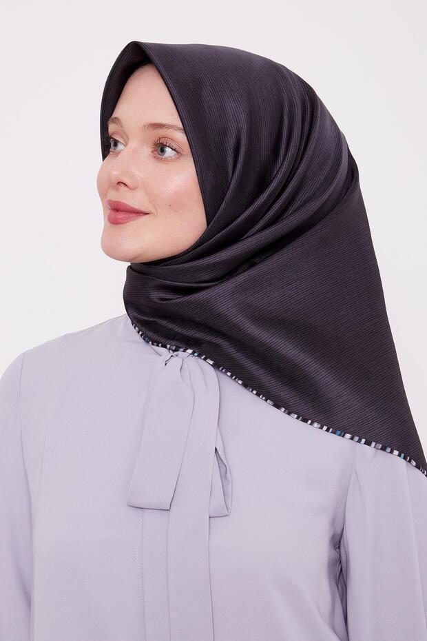 وشاح حريري من نسيج التويل مخطط من أنثراسايت