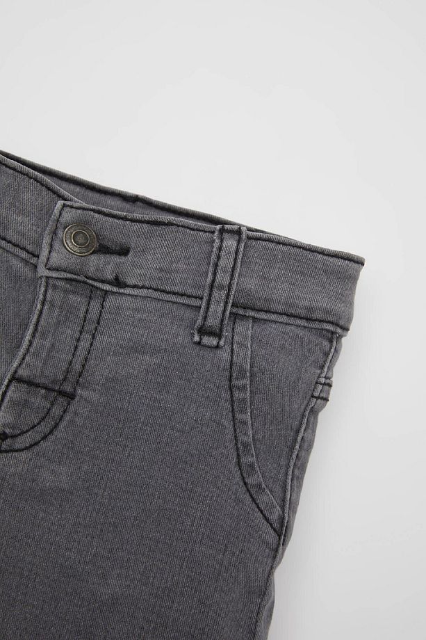 Erkek Bebek Basic Düz Cepli Jean Şort B6751a524sm - 2