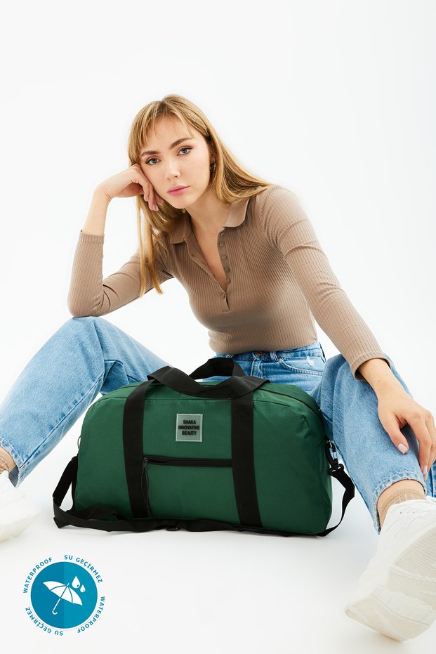 Petrol Green U33 Waterproof Travel Fitness and Sports Bag with Front Pocket Detail and Adjustable Strap B:28