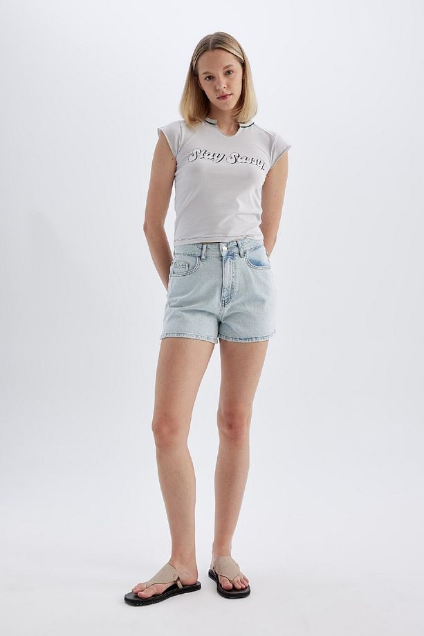 Mom Fit Yüksek Bel Dar Paça Jean Şort C0681AX24SM - 3