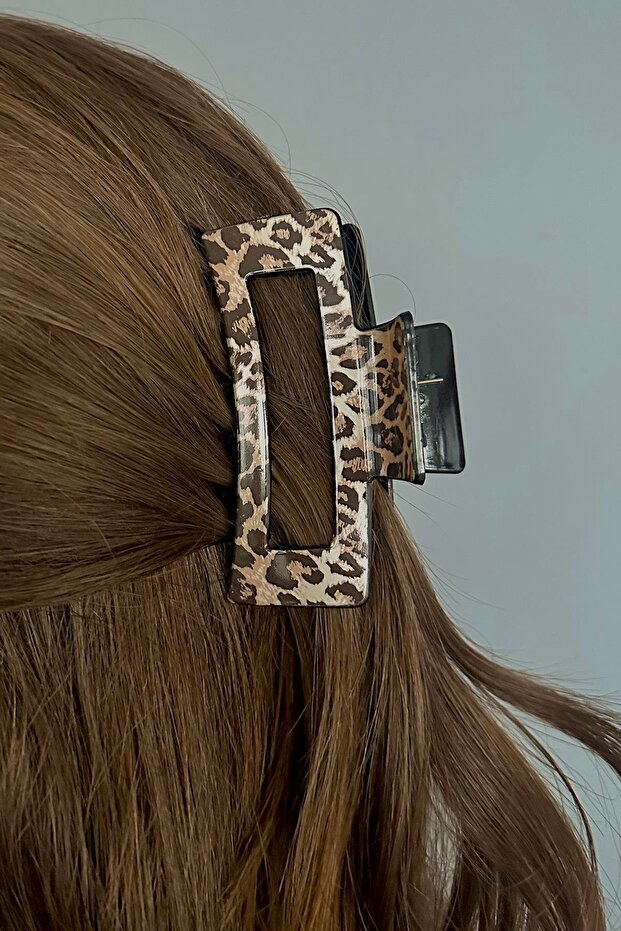Leopard Pattern Latch Buckle - 1