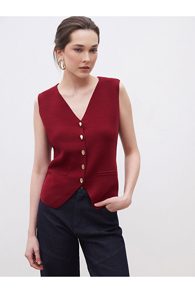 Nevavm V-Neck Women's Knitwear Vest with a Difference