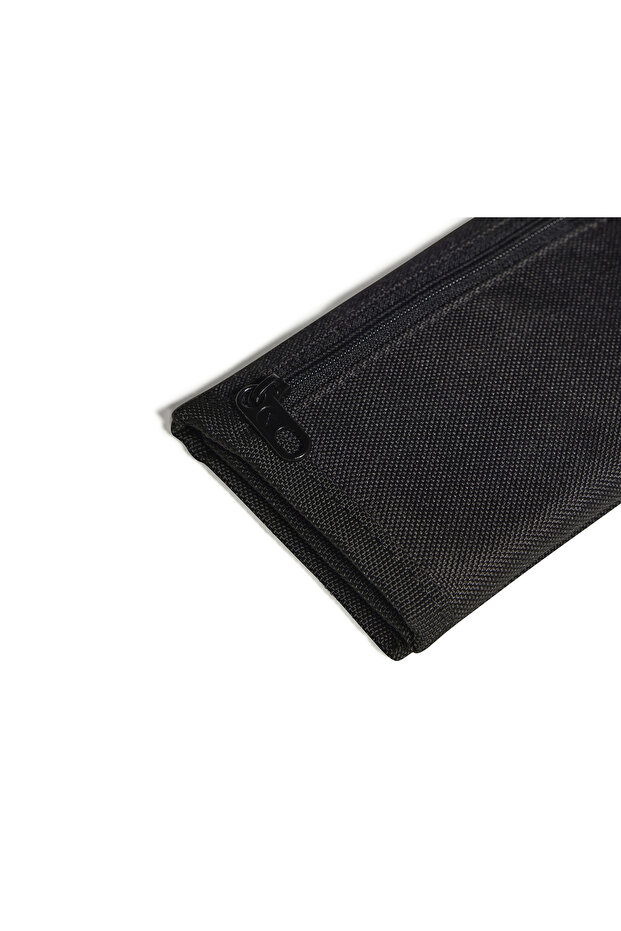 محفظة يومية عملية بطراز جامعي - 3