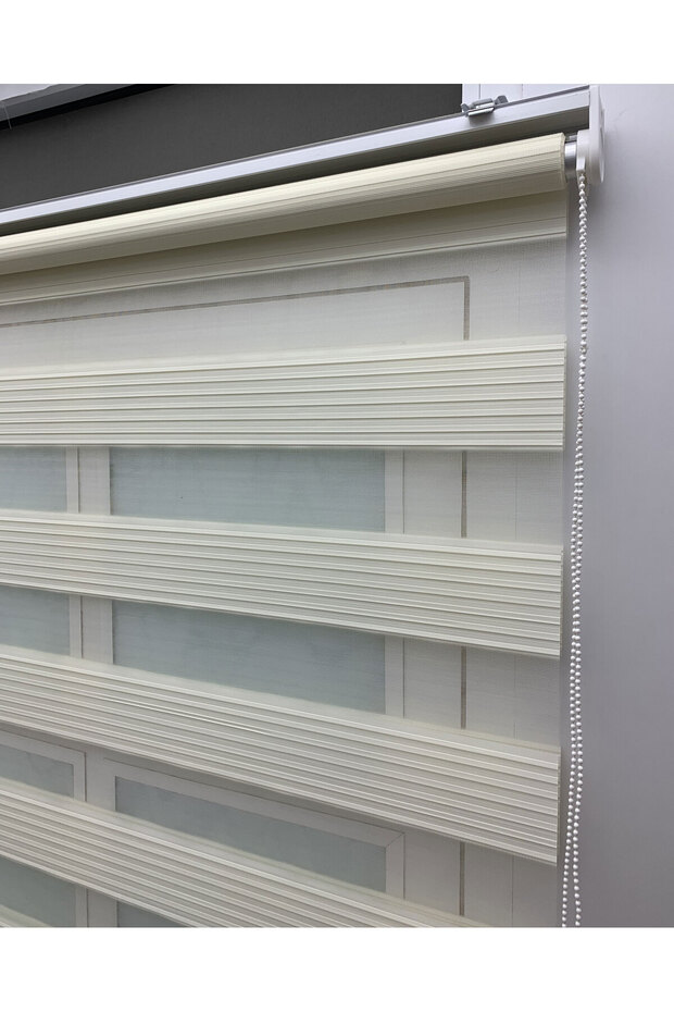 BRİLLANT PLİSELİ ZEBRA PERDE EKRU ETEKLİ - 3