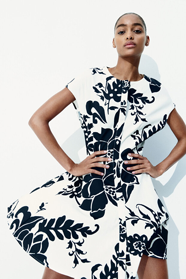 Önü Düğmeli Pamuklu Elbise - 1