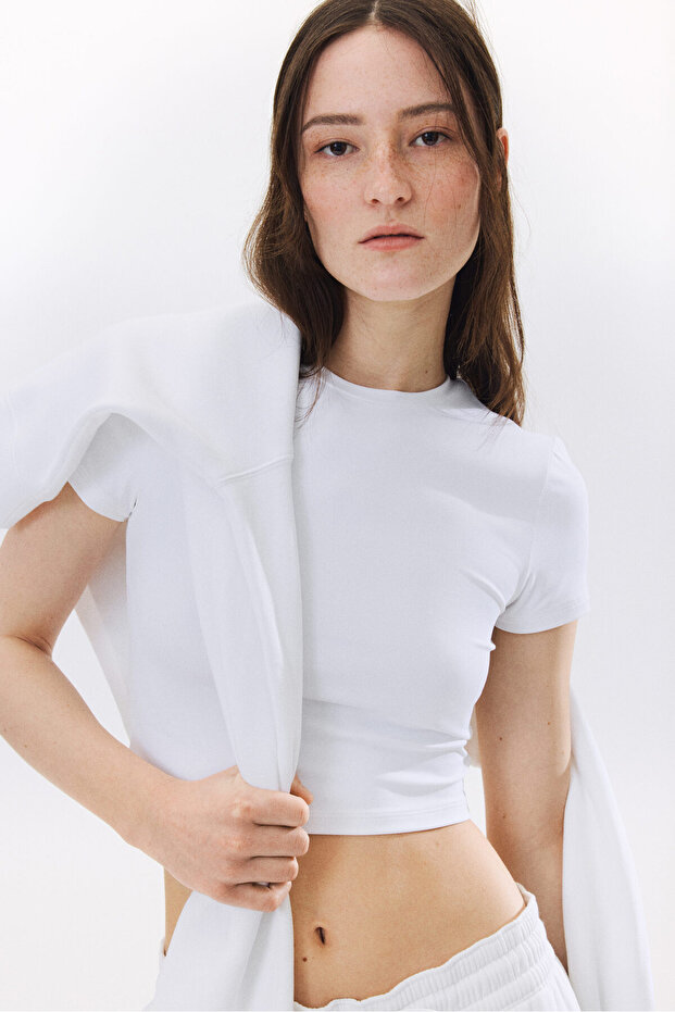 Kısa Mikrofiber Tişört - 3