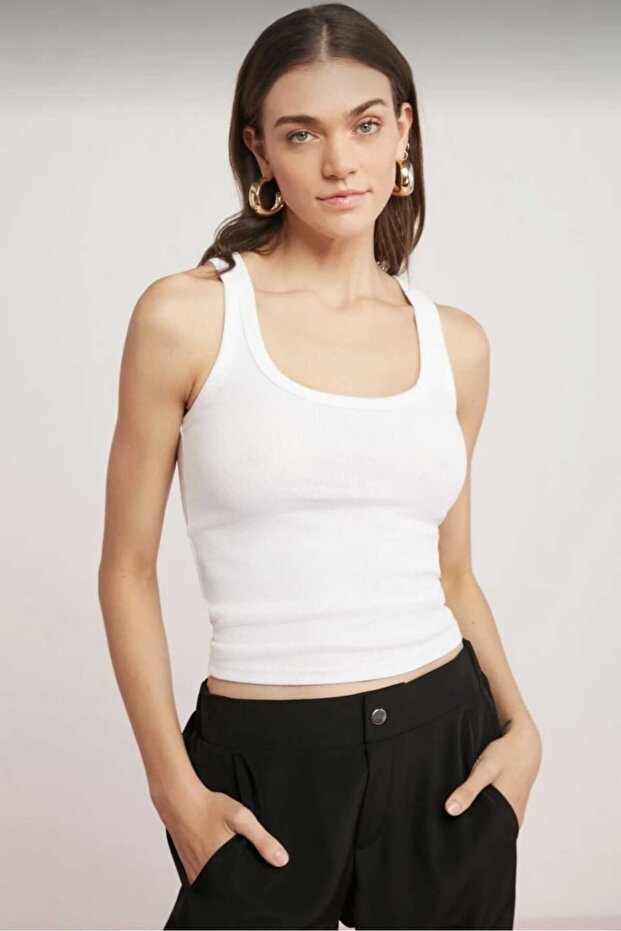 White Women's Ribbed Look Thick Strap Basic Tank Top-Mrs.Idealncri