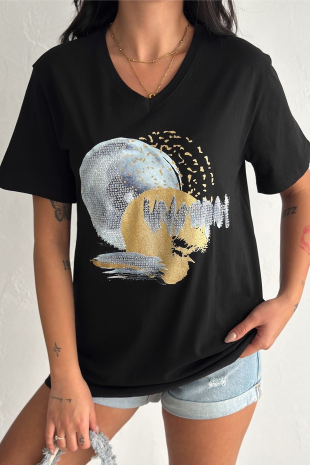 Women's Black V-Neck Plus Size Sequin Sequin Embroidered 100% Cotton T-Shirt