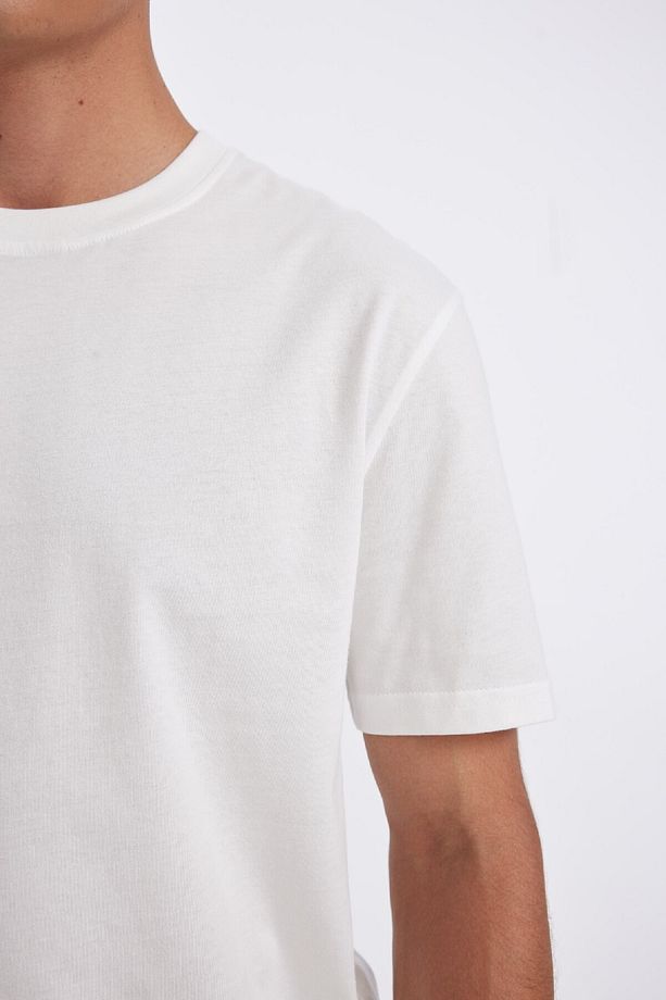 %100 Pamuk New Regular Fit Bisiklet Yaka Basic Düz Kısa Kollu Beyaz Tişört V7699az24au - 4