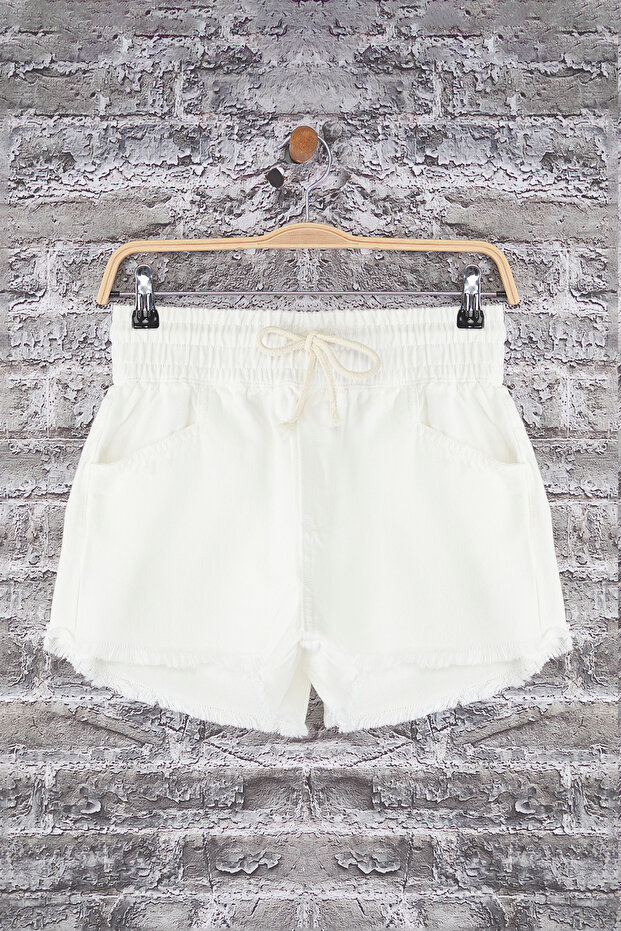 Beyaz Yüksek Bel Bağlamalı Mini Denim Şort TWOSS25SR00156 - 5