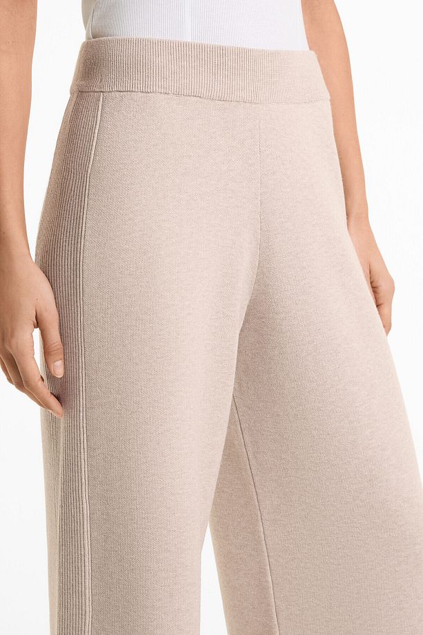 Düz kesim yanları rib detaylı triko pantolon - 4
