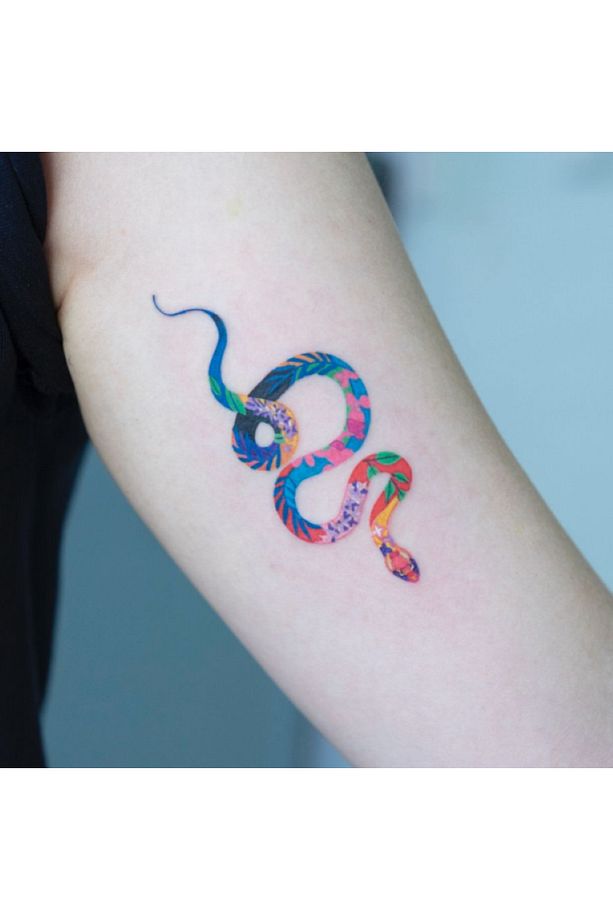 Gerçek Dövme Görünümlü Yılan Modelli 3 Boyutlu Tattoo - 3