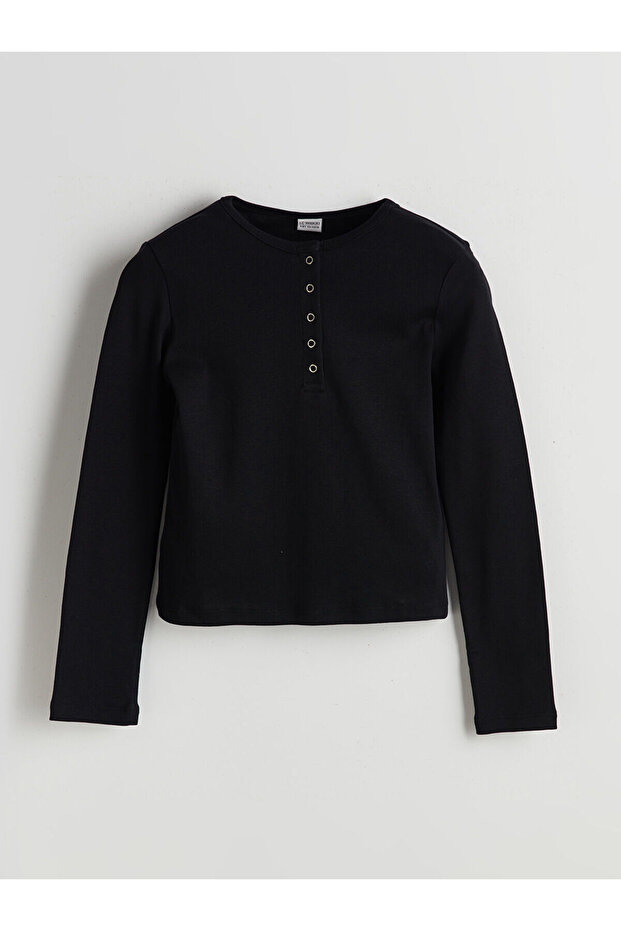 Nevavm Oval Collar Girl's T-Shirt with a Difference