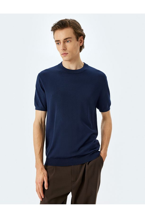 Regular Fit Bisiklet Yaka Viskon Basic Kısa Kollu Triko Tişört - 3