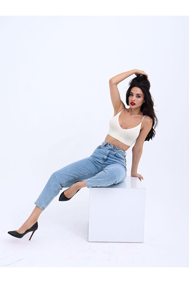 Fame Women's Denim Carrot Fit Pants