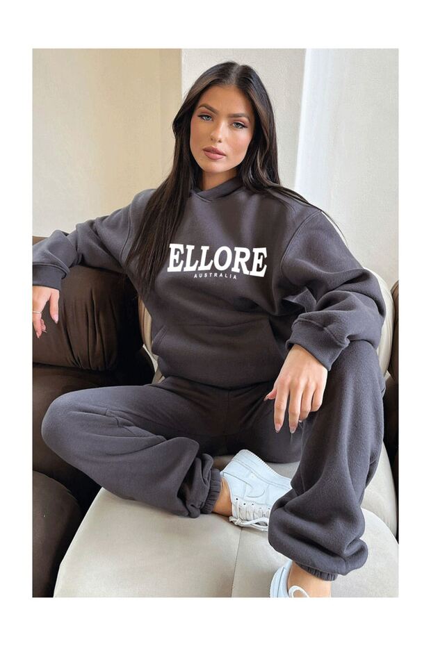 طقم بدلة رياضية من Ellore Australia - سويت شيرت بقلنسوة بطبعة مدخنة كبيرة الحجم