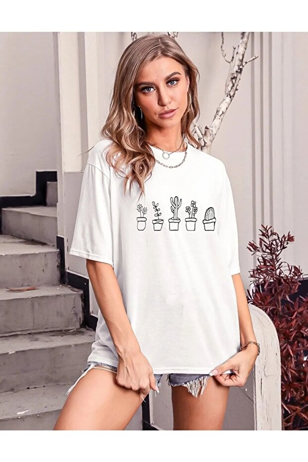Cactus Flower -white, Printed, Crew Neck, Oversize, Short Sleeve, Boyfriend, Loose