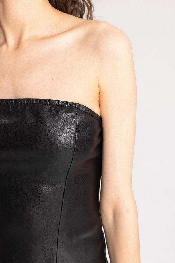 Bodycon Vücudu Saran Straplez Basic Düz Yırtmaçlı Suni Deri Midi Elbise C2284ax24sp - 8