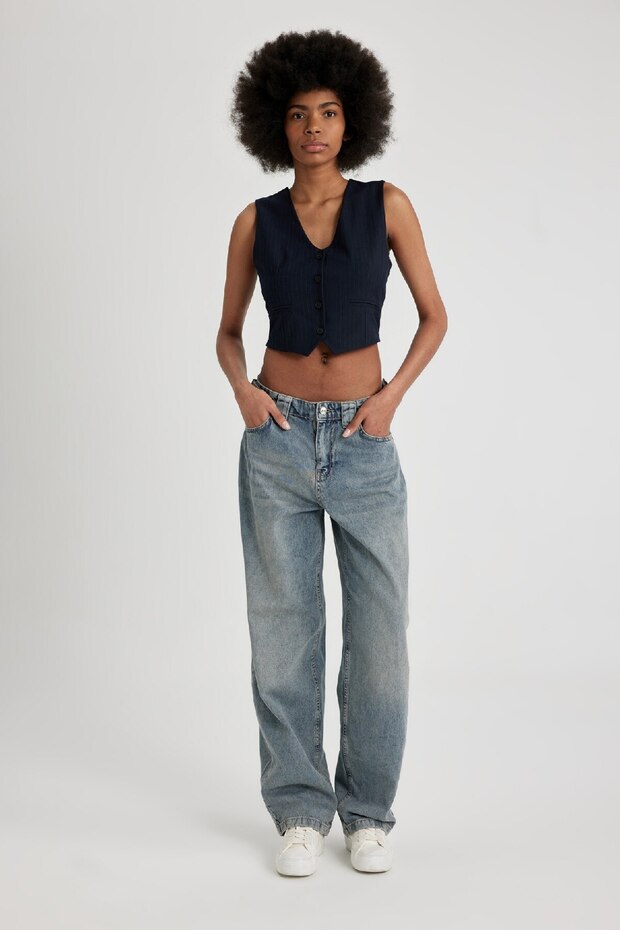 Regular Fit Crop Basic Plain Button Blazer Weste Z8526az24sp - 2