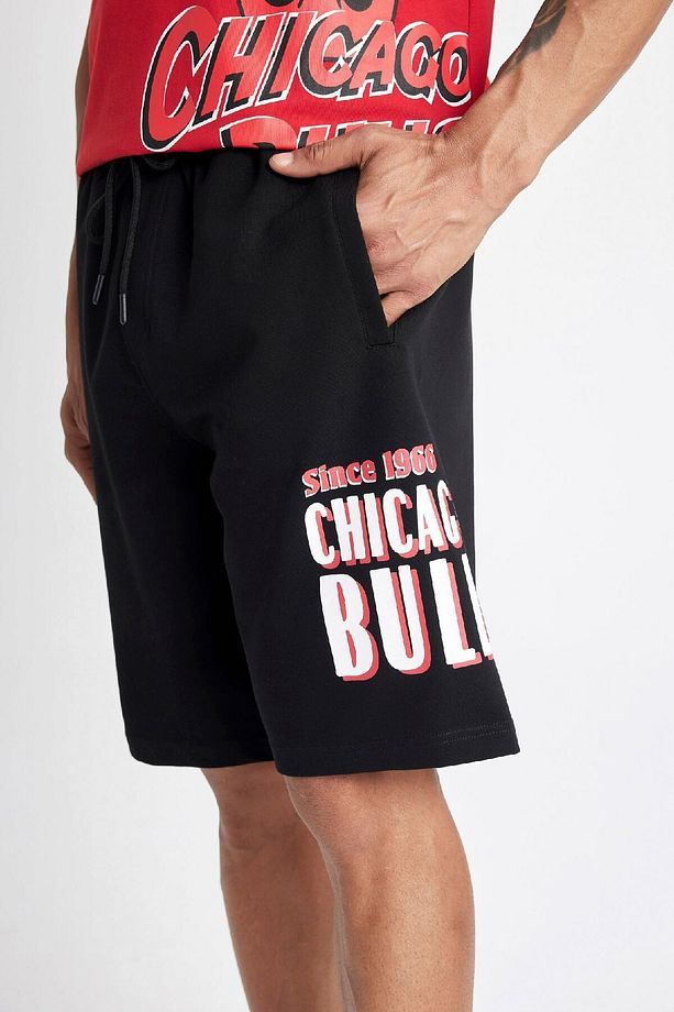 DeFactoFit NBA Chicago Bulls Standart Fit Kısa Paça Şort C4462AX24HS - 6