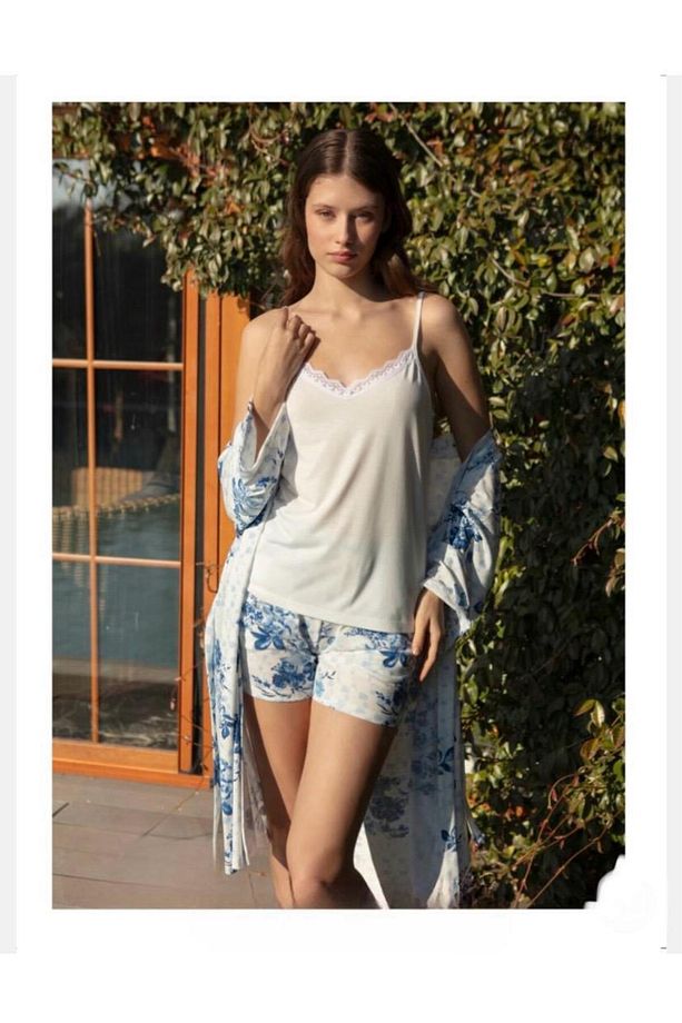 Kadın Ekru Sabahlık Şortlu 3'lü Pijama Takımı P.İ.E..R8.O.Z..7..E.L.T.1. - 1