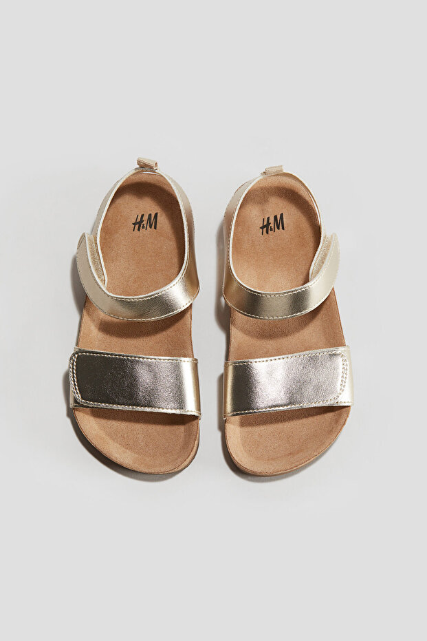 Bilekte Şeritli Sandalet - 3