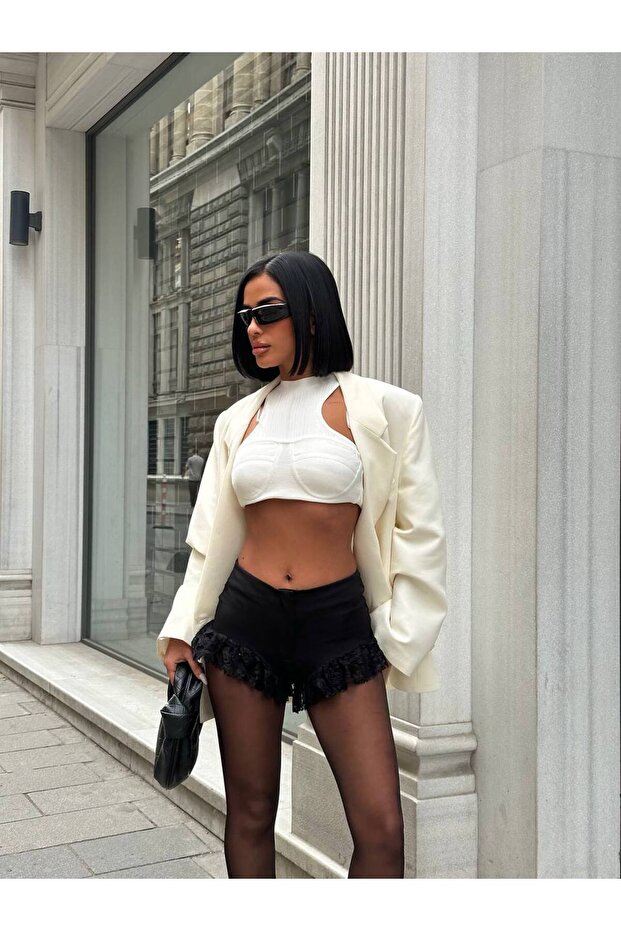 Kadın Dantel Detaylı Şort - 1