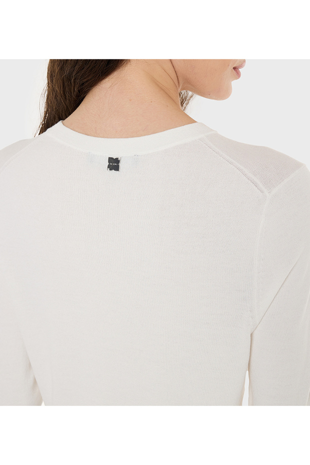 سترة أساسية محبوكة مسطحة ذات رقبة مستديرة - 3