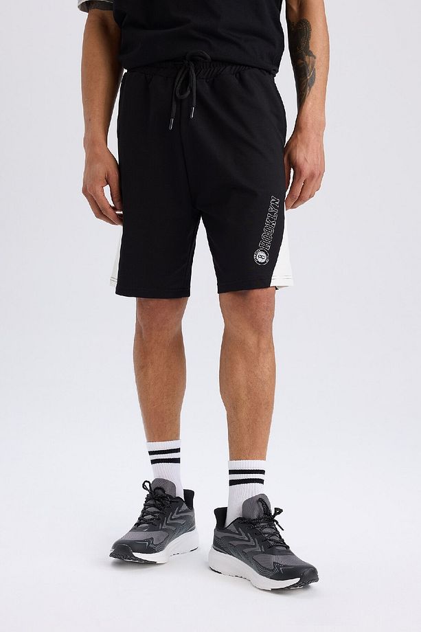 DeFactoFit NBA Brooklyn Nets Beli Bağcıklı Cepli Kısa Paça Şort C9253AX24AU - 4