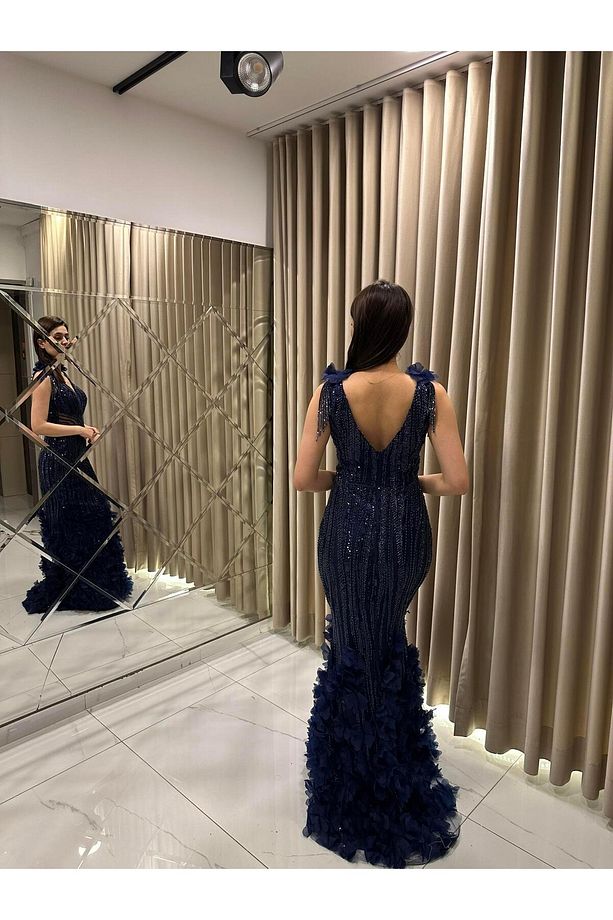 Lacivert 3 Boyutlu V Yaka Balık Model Abiye - 6