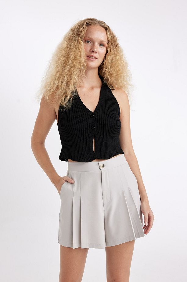 Regular Fit Yüksek Bel Pileli Şort D0963ax24sm - 3