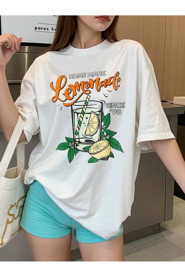 Oversize Cut Short Sleeve Printed T-Shirt