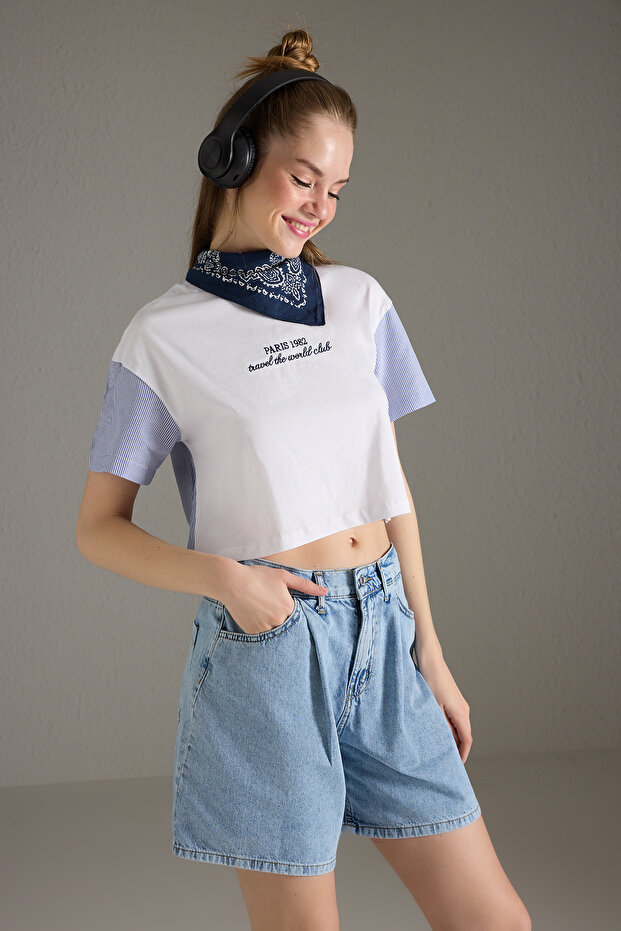 Mavi Yüksek Bel Pileli Denim Bermuda TWOSS25SR00179 - 2