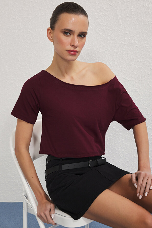 Antrasit-Bordo 2'li Paket %100 Pamuk Asimetrik Kayık Yaka Crop Örme T-Shirt TWOSS25TS00194 - 5