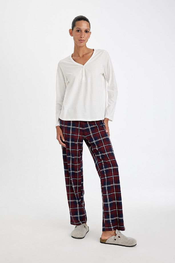 Fall In Love Pijama Takım V Yaka Uzun Kollu Basic Düz Üst Kareli Beli Lastikli Alt D4601ax24au - 2