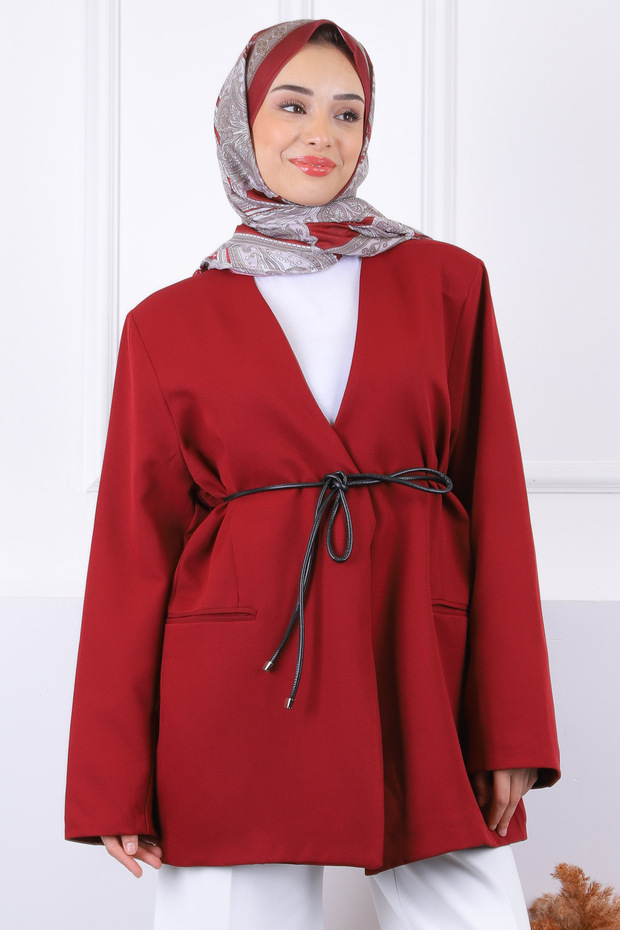 سترة مبطنة باللون العنابي - 1