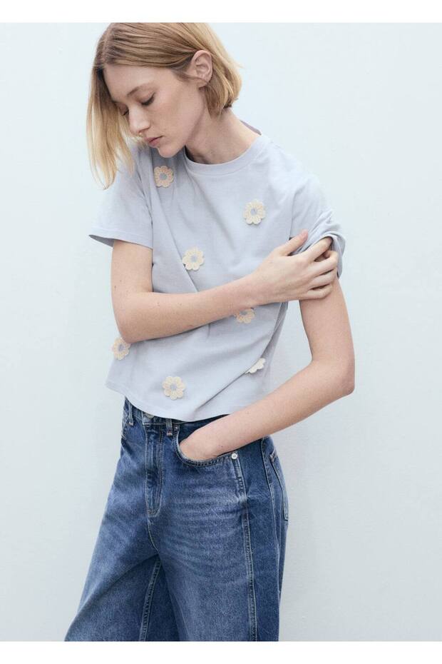 Çiçek aplikeli pamuklu tişört - 1