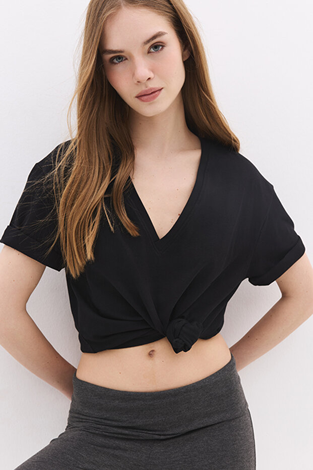 Everday Cotton V-Neck Basic T-Shirt