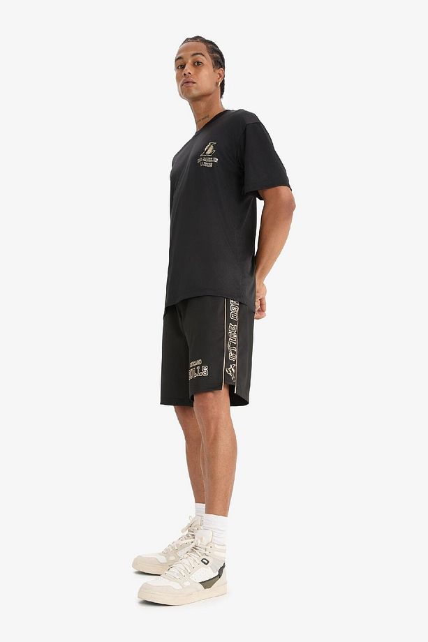 DeFactoFit NBA Chicago Bulls Standart Fit Kısa Paça Şort E0365AX25SP - 5