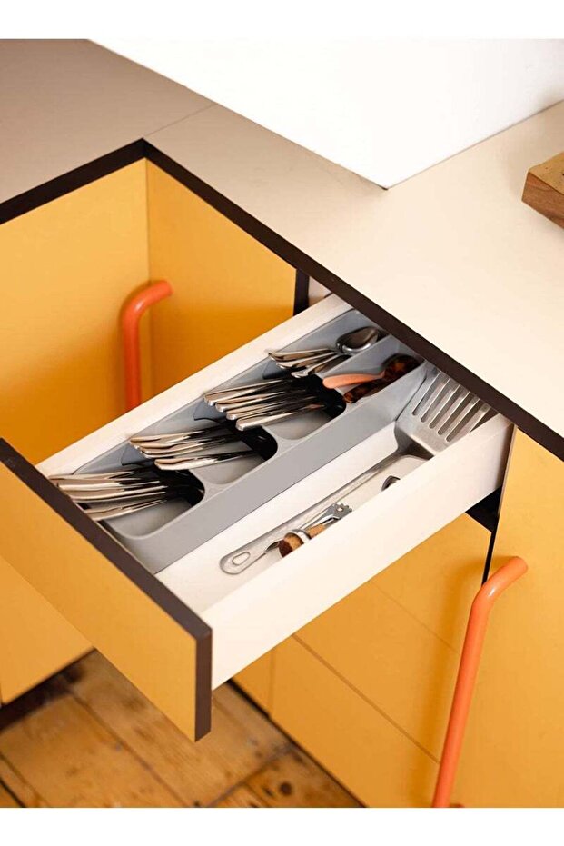 منظم أدراج أدوات المائدة الفضية، 5 أقسام قابلة للتكديس لأدوات المائدة الفضية المختلفة، 15.6 × 4.33 × 2.25 بوصة - 2