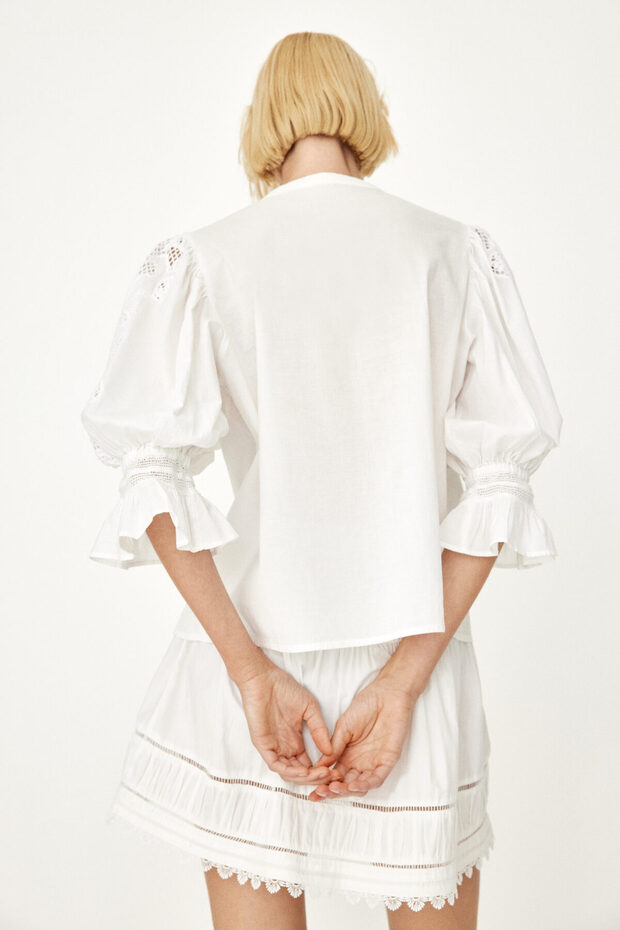 Nakış İşlemeli Bluz - 4